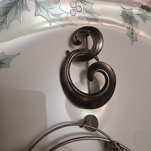 Vintage Multi Piece Gold And Silver Toned Jewelry Lot Bundle Estate - Picture 13 of 16